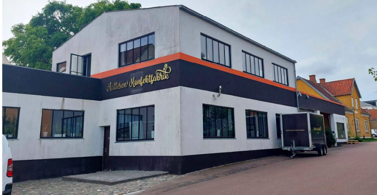 Hattesens Konfektfabrik udvider på havnen i Ærøskøbing